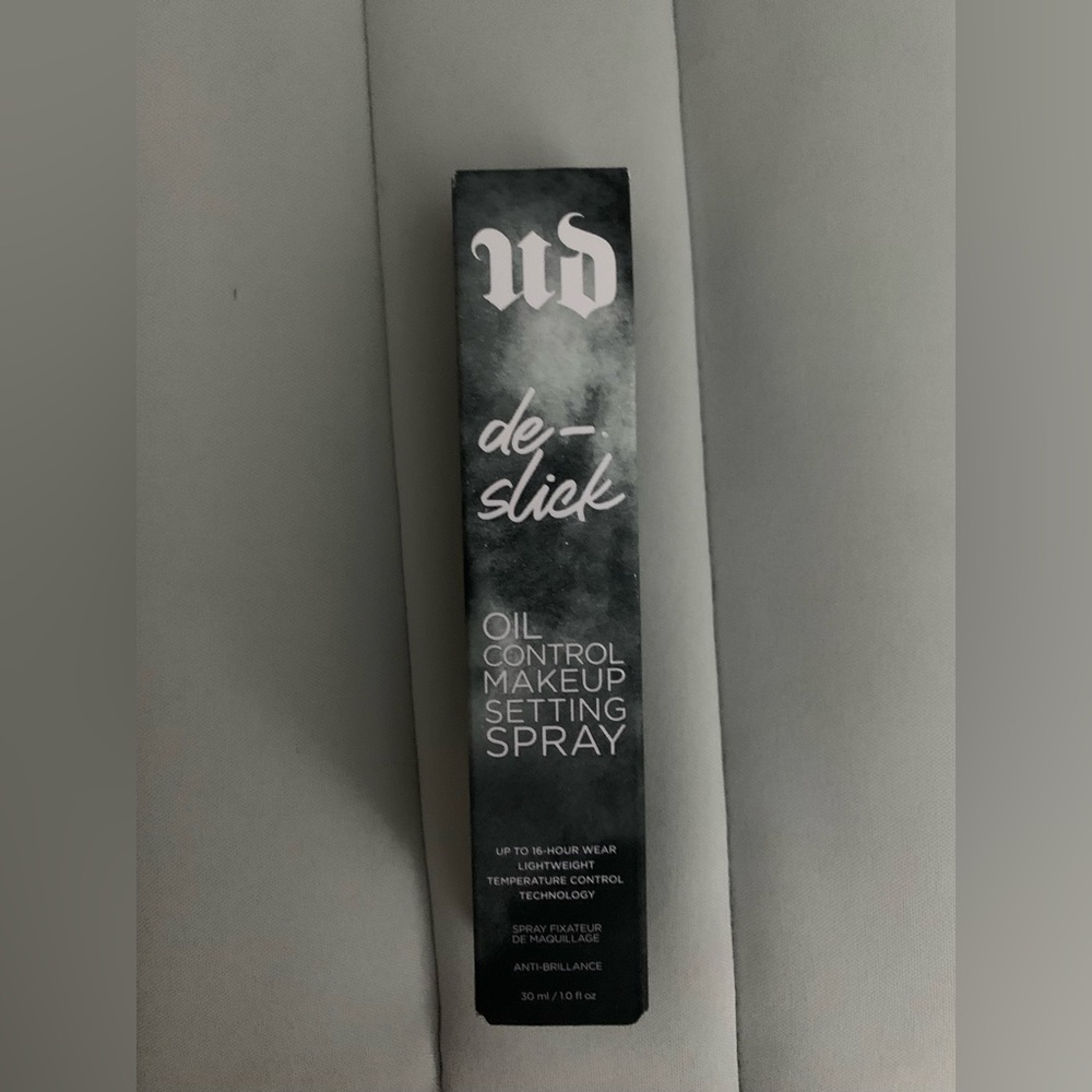 Urban Decay De-Slick Oil Control Makeup Setting Spray - 30ml BNIB
